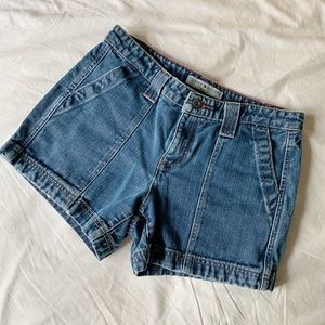Vintage Y2K Tommy Hilfiger Denim/Jean Shorts
